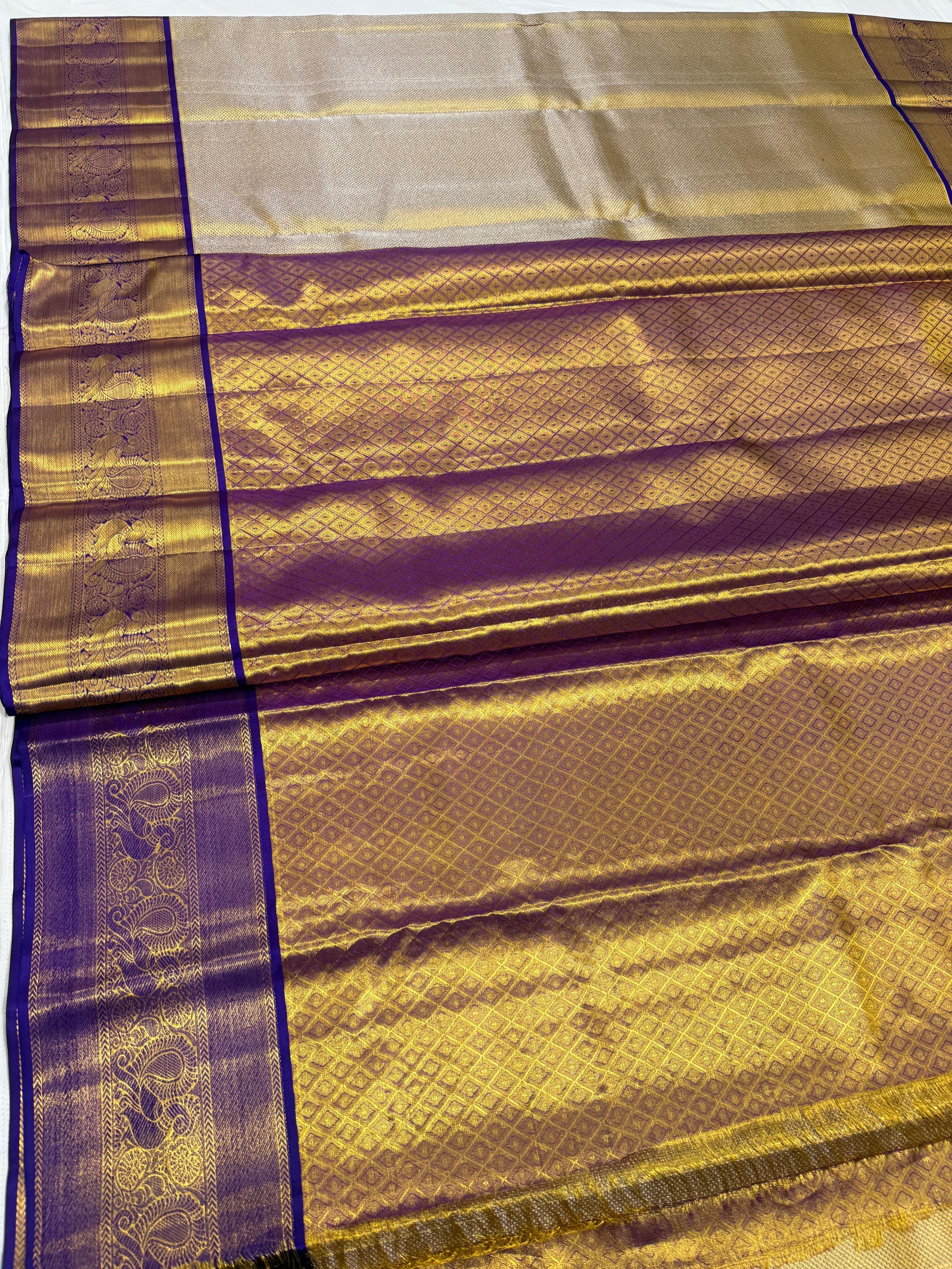 Classic Gold & Navy Blue 2gm Zari Tissue Elegance Kanchipuram Handloom Silk Saree SS24255