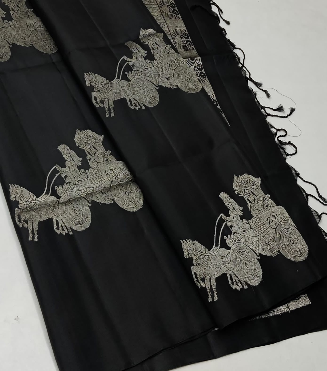 Classic Shadow Charcoal Black Elegance Kanjivaram Handloom Silk Saree SS23048