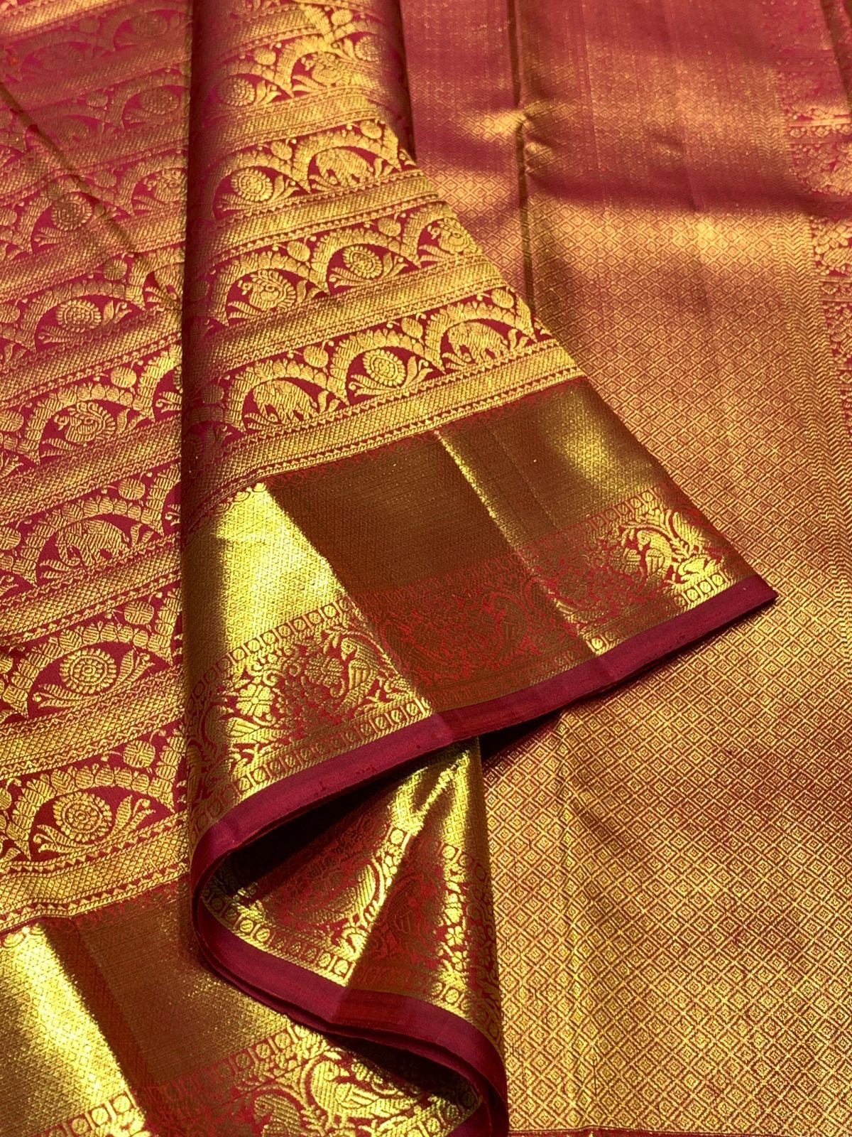 Classic Brick Red 2gm Zari Bridal Elegance Kanchipuram Handloom Silk Saree SS25369