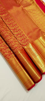 Load image into Gallery viewer, Classic Chilli Red Bridal Elegance Kanchipuram Handloom Silk Saree SS24186
