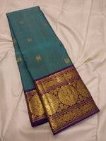 Load image into Gallery viewer, Classic Light Blue &amp; Chocolate 2gm Zari Vaira Oosi Elegance Kanchipuram Handloom Silk Saree SS27628
