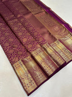 Load image into Gallery viewer, Classic Wine Red Bridal Elegance Kanchipuram Handloom Silk Saree SS26639
