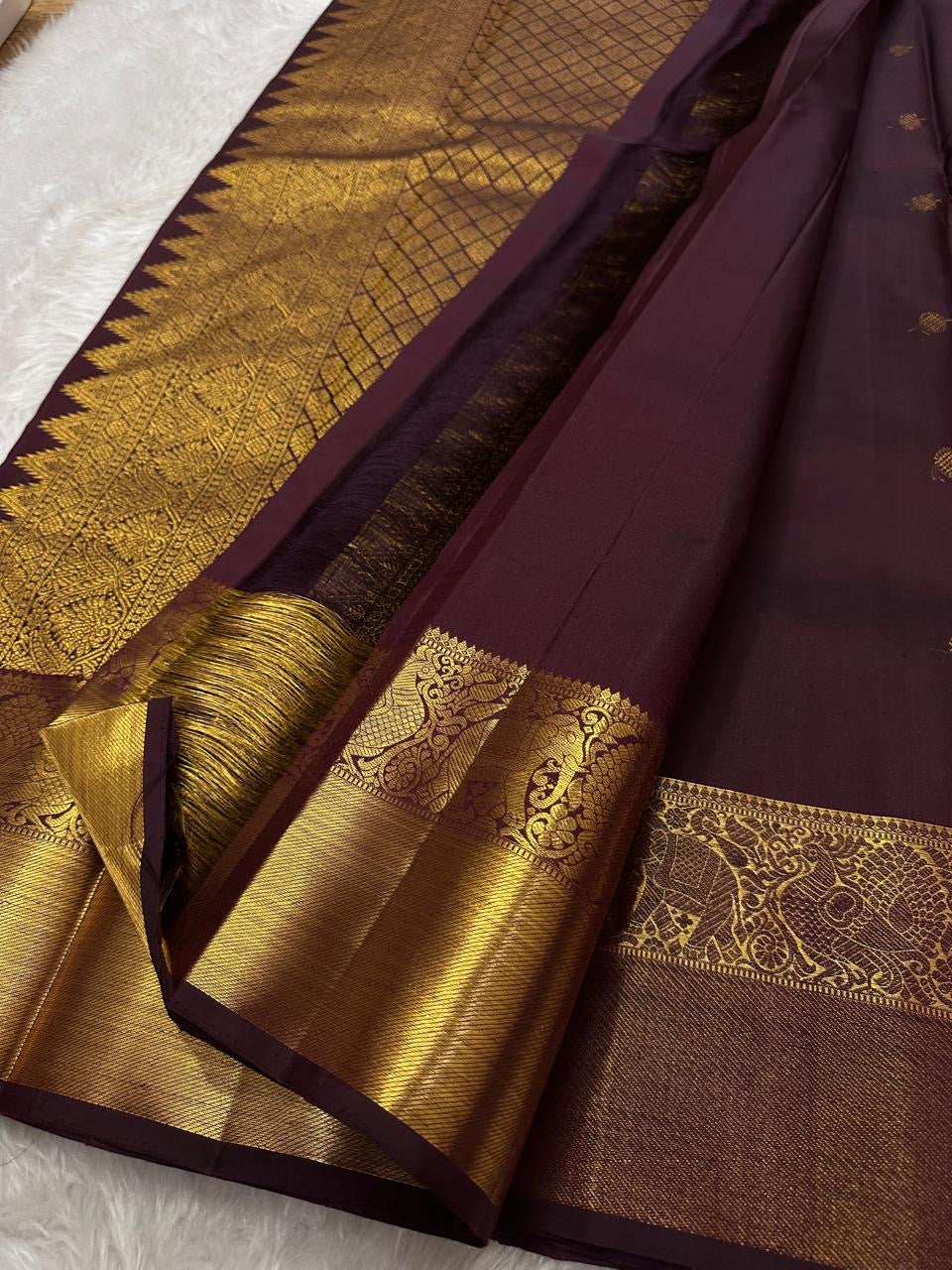 Classic Plum 2gm Zari Elegance Kanchipuram Handloom Silk Saree SS23748