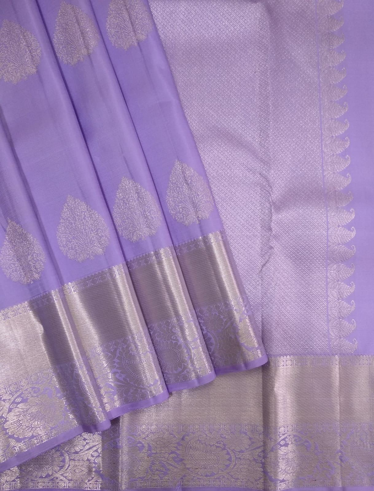 Classic Lavender Elegance Kanchipuram Handloom Silk Saree SS23477