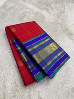 Load image into Gallery viewer, Classic Chilli Red &amp; Peacock Green Elegance Kanchipuram Handloom Silk Saree SS27210

