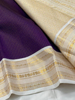 Load image into Gallery viewer, Classic Aubergine &amp; Pastel Grey 2gm Zari Elegance Kanchipuram Handloom Silk Saree SS25301
