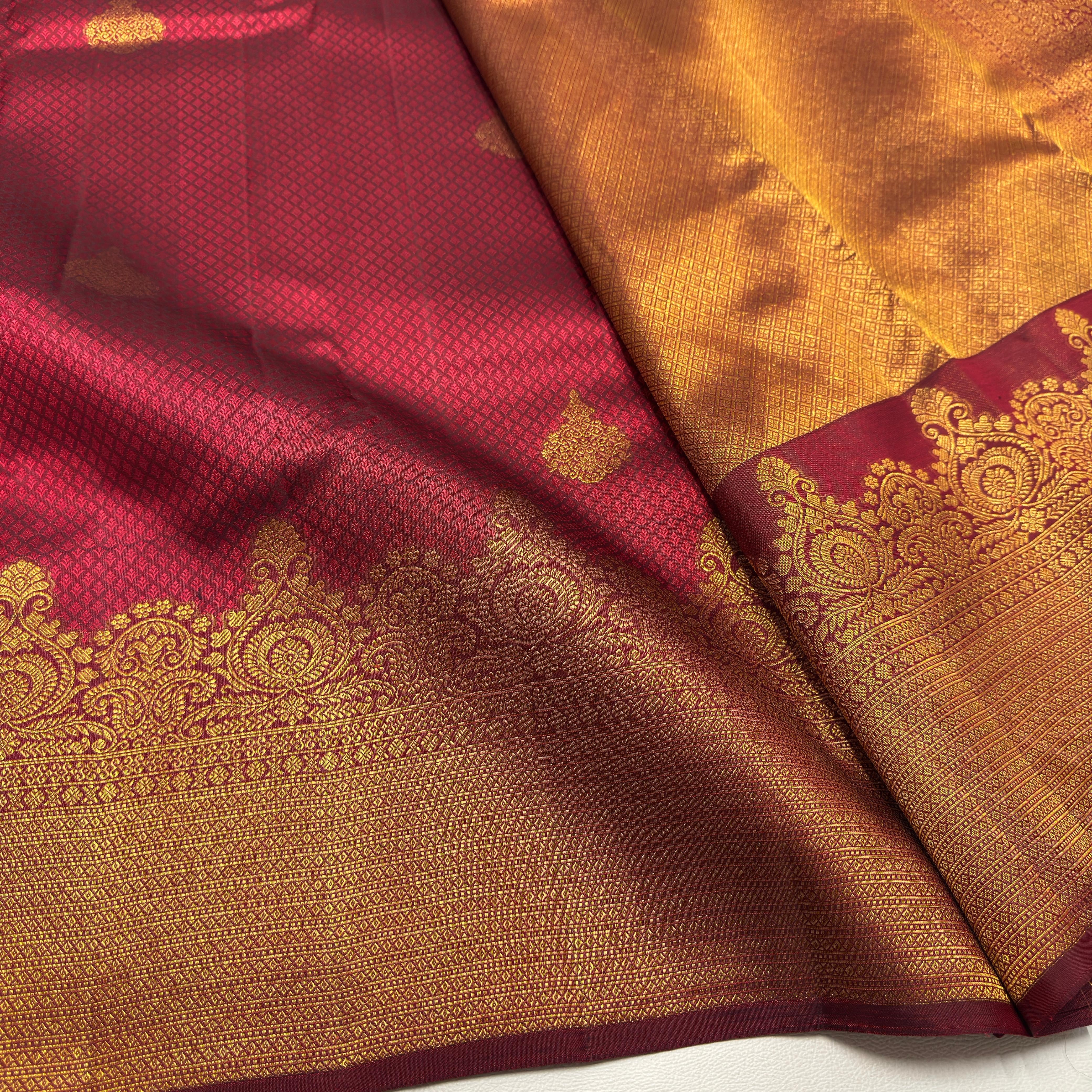 Classic Brick Red 2gm Zari Temple Bridal Elegance Kanchipuram Handloom Silk Saree SS26579