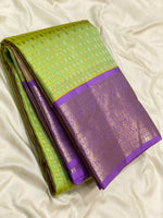 Load image into Gallery viewer, Classic Light Green &amp; Lavender 1gm Zari Kanchipuram Handloom Silk Saree SS25809
