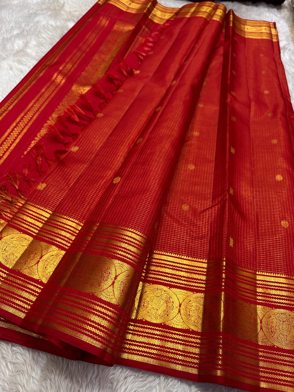 Classic Fiery Red Elegance Kanchipuram Handloom Silk Saree SS25402