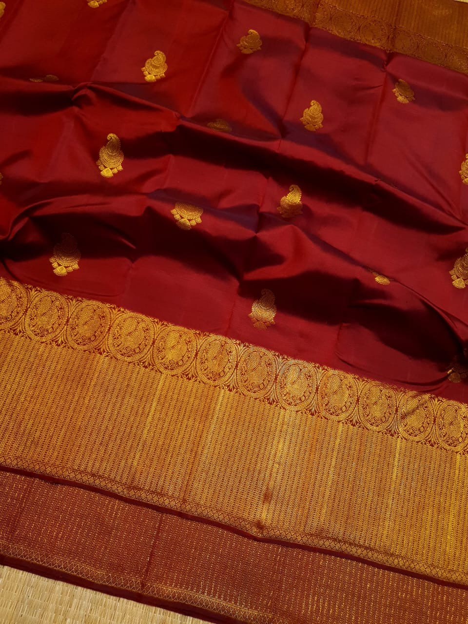 Classic Brick Red 2gm Zari Bridal Elegance Kanchipuram Handloom Silk Saree SS25917