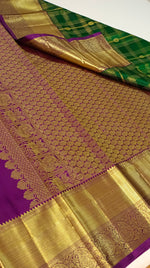 Load image into Gallery viewer, Classic Green &amp; Vadamalli Bridal Elegance Kanchipuram Handloom Silk Saree SS23587
