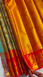 Load image into Gallery viewer, Classic Spring Green &amp; Scarlet Red Bridal Elegance Kanchipuram Handloom Silk Saree SS28018
