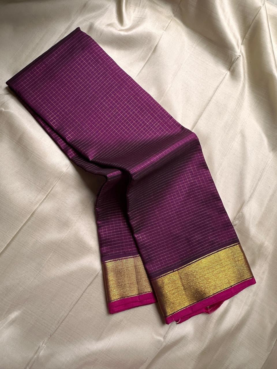 Classic Berry Plum 2gm Zari Elegance Kanchipuram Handloom Silk Saree SS23509