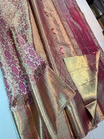 Load image into Gallery viewer, Classic Rose Gold Bridal Elegance Kanchipuram Handloom Silk Saree SS26293
