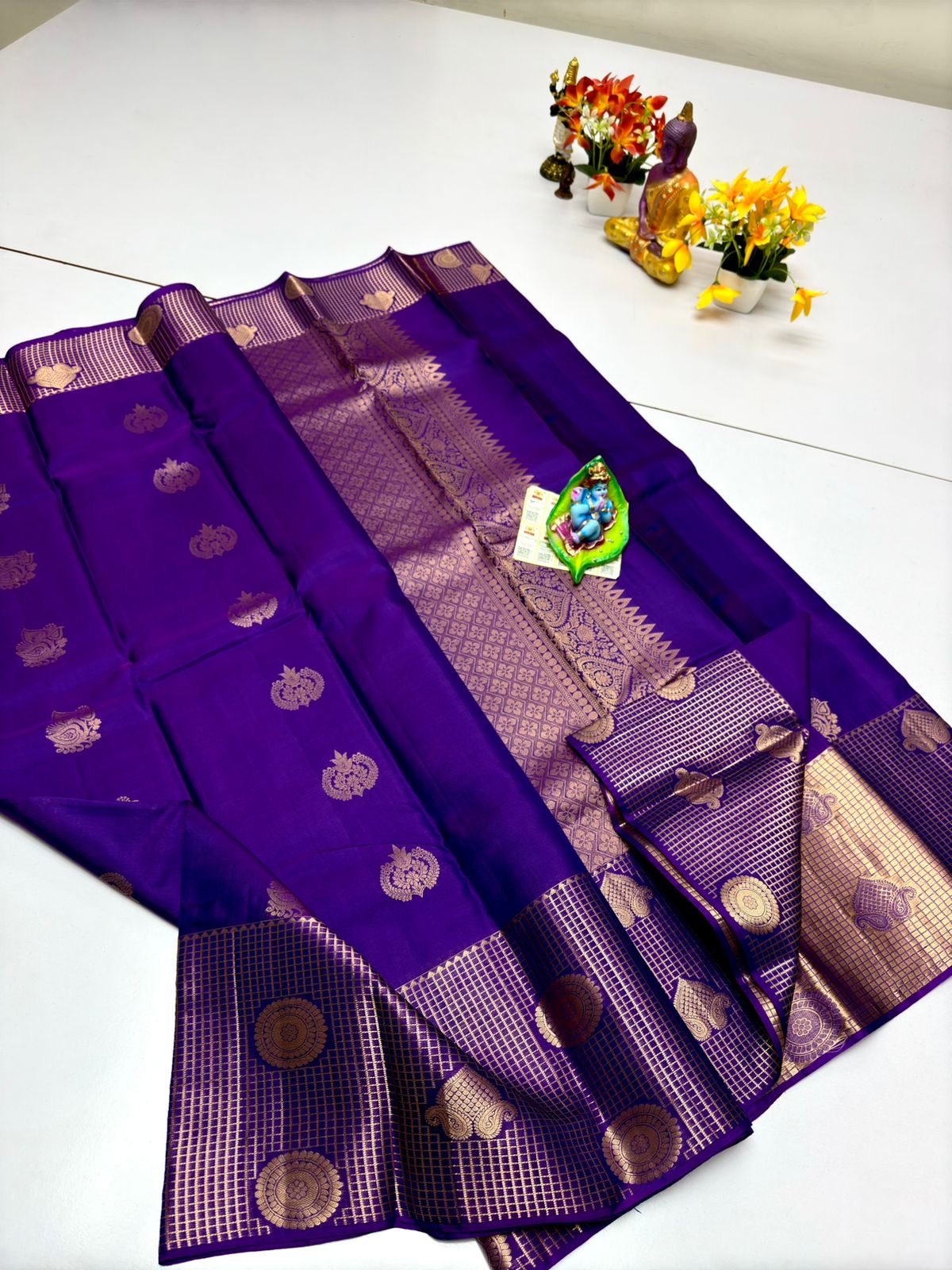 Classic Purple Elegance Kanchipuram Handloom Silk Saree SS23743