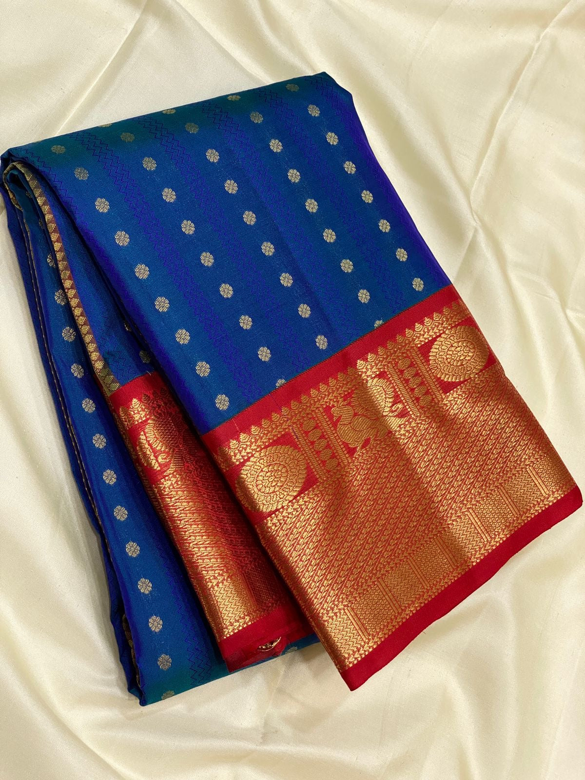 Classic Blue & Red Elegance Kanchipuram Silk Saree SS24209