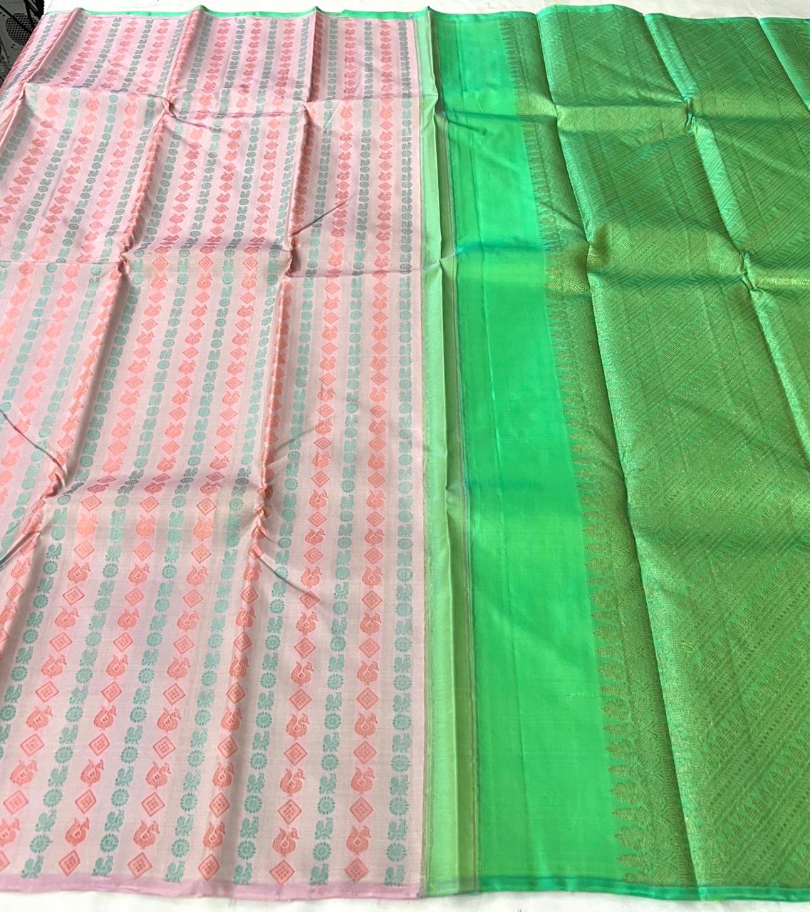 Classic Kelly Green & Pastel Mauve 2gm Zari Elegance Kanchipuram Handloom Silk Saree SS24128