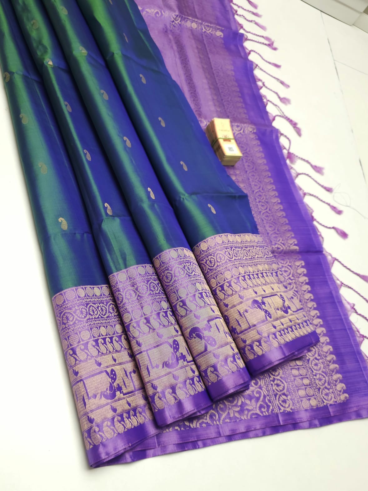 Peacock Green & Lavender Double Warp Handloom Soft Silk Saree SS23025