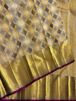 Load image into Gallery viewer, Classic Grey &amp; Plum 2gm Zari Kanchipuram Handloom Silk Saree SS25614

