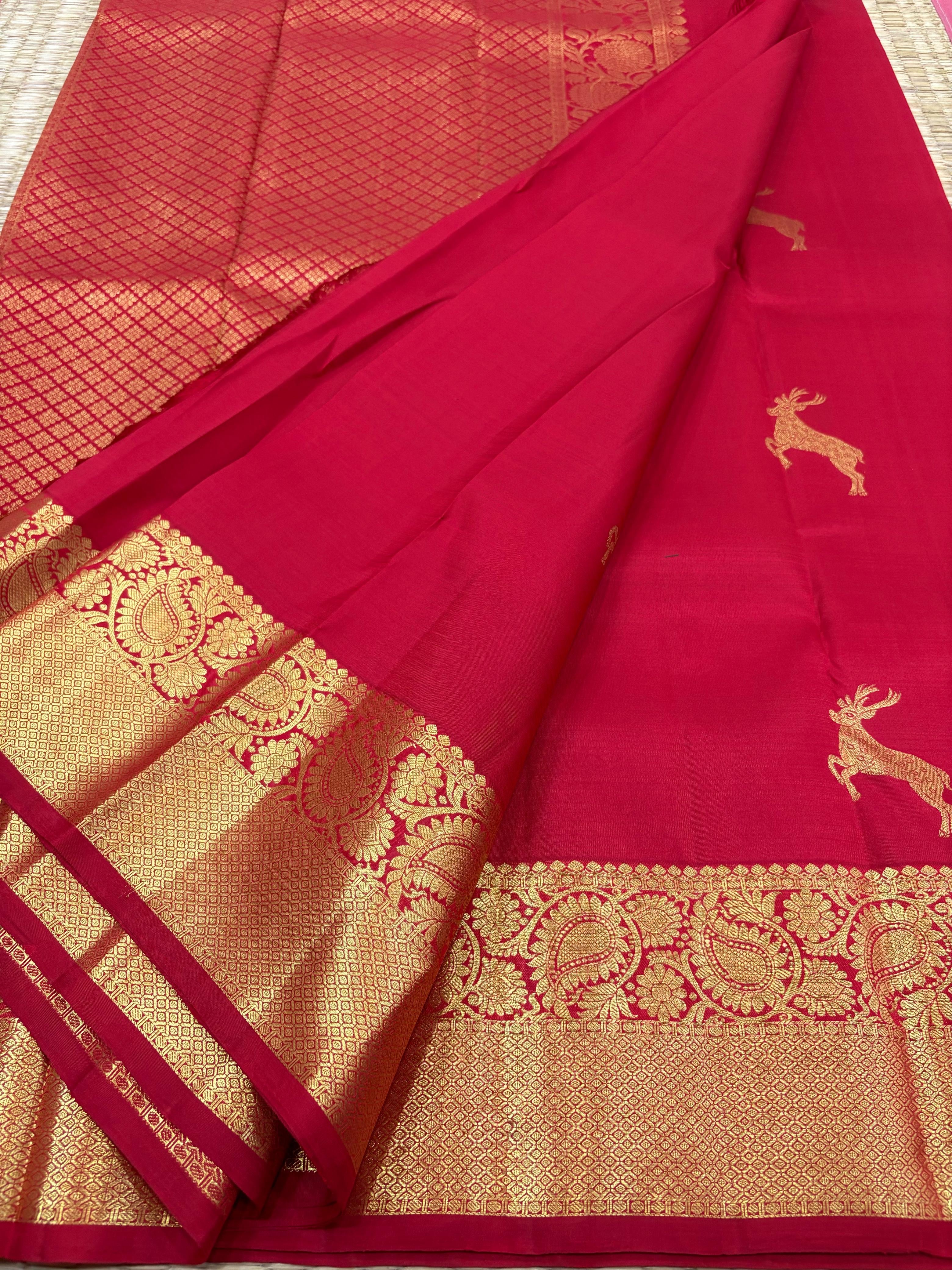 Classic Chilli Red 1gm Zari Bridal Elegance Kanchipuram Handloom Silk Saree SS24764