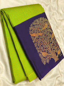 Classic Spring Green & Navy Blue Meena Butta Kanchipuram Handloom Silk Saree SS26325