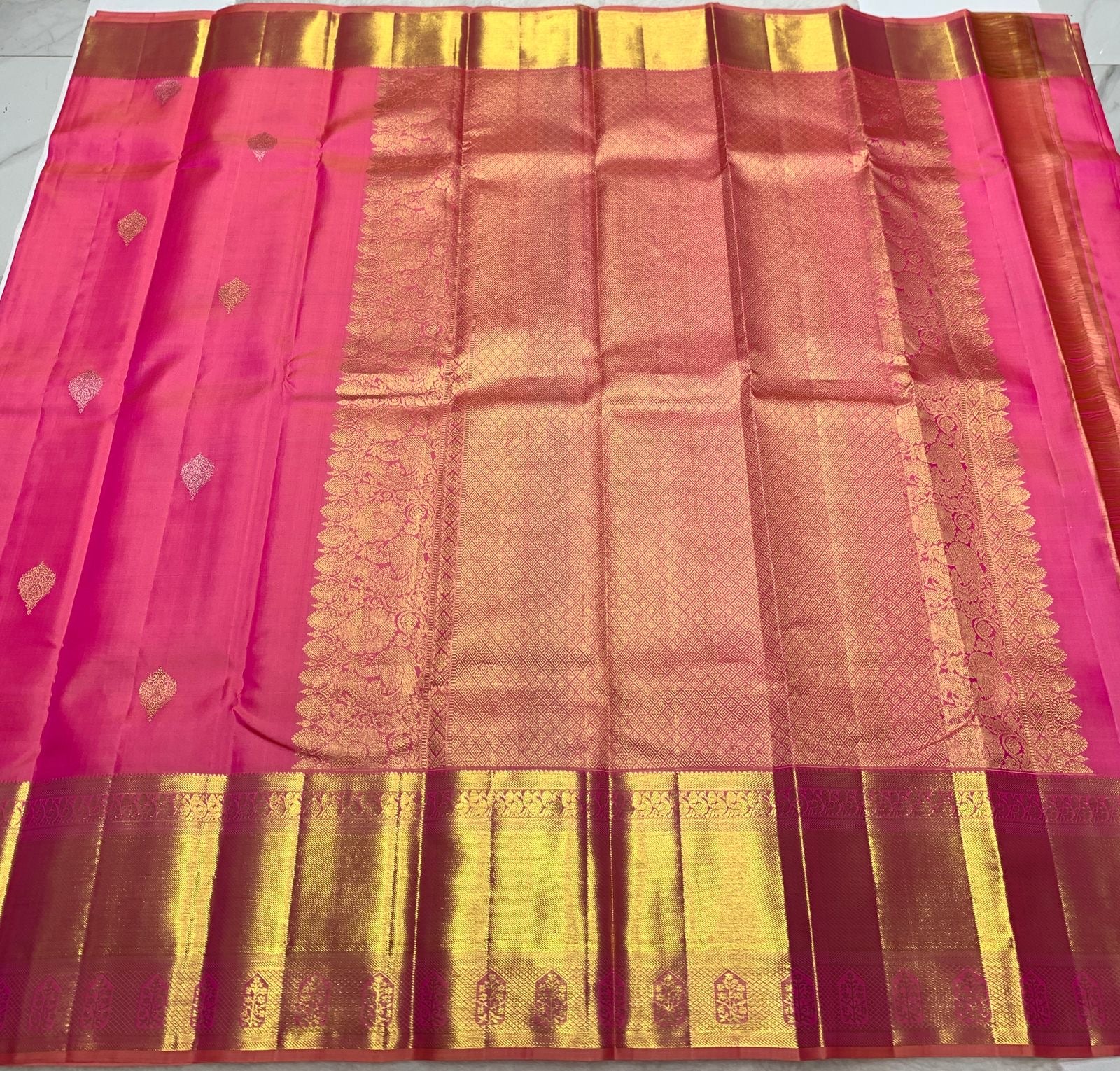 Classic Pink 2gm Zari Elegance Kanchipuram Handloom Silk Saree SS25452