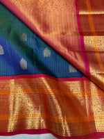 Load image into Gallery viewer, Classic Peacock Blue &amp; Chilly Red 2gm Gold Zari Korvai Checks Bridal  Elegance Kanchipuram Handloom Silk Saree SS28108
