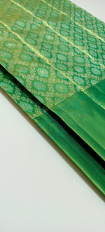 Load image into Gallery viewer, Classic Sea Green Elegance Kanchipuram Handloom Silk Saree SS24818
