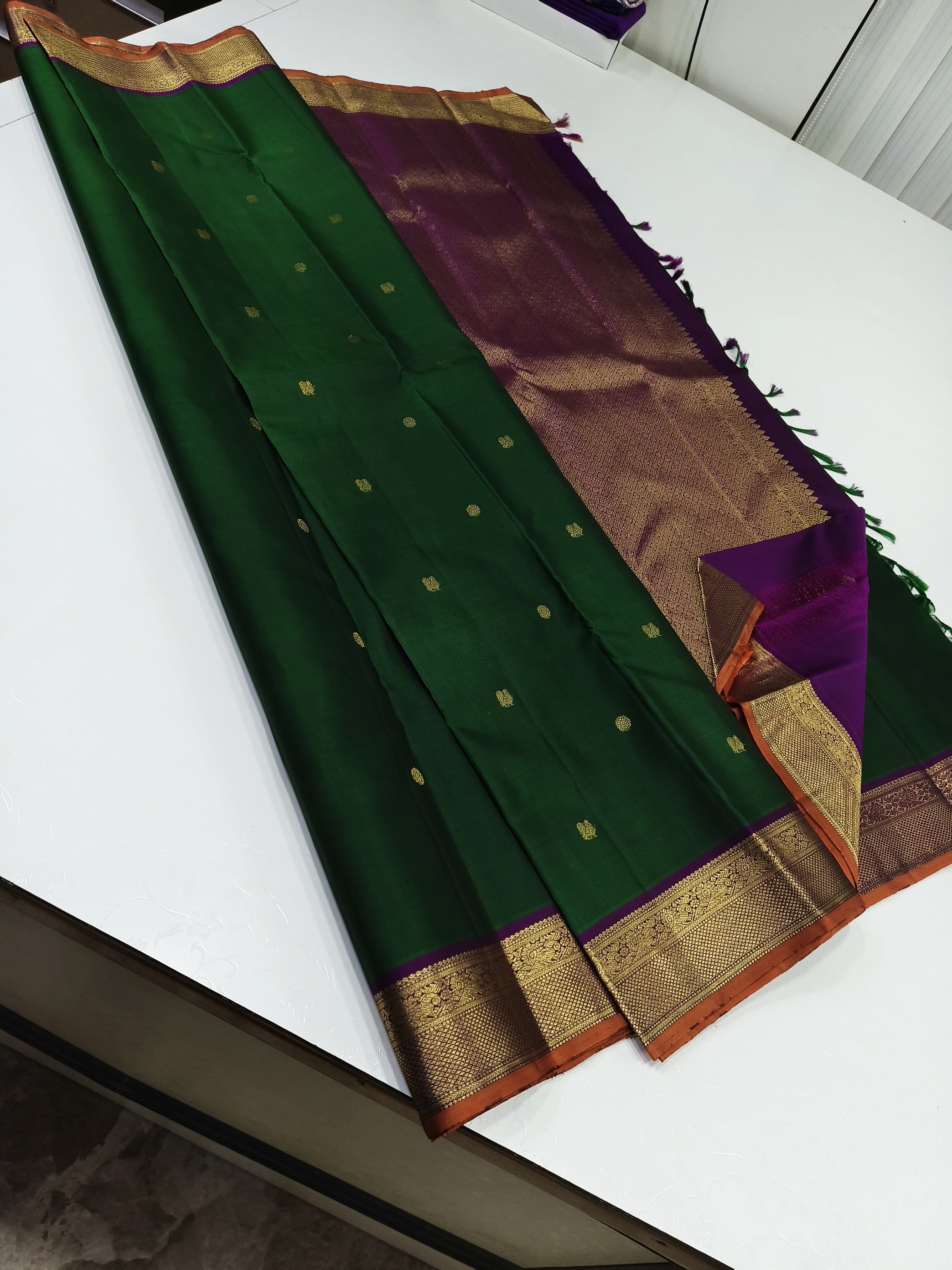 Classic Bottle Green & Purple 2gm Zari Elegance Kanchipuram Silk Saree SS23921