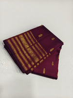 Load image into Gallery viewer, Classic Plum 2gm Zari Kanchipuram Handloom Silk Saree SS25637
