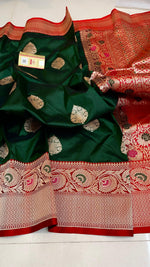 Load image into Gallery viewer, Classic Bottle Green &amp; Scarlet Red Elegance Banarasi Handloom Katan Silk Saree SS25419
