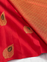 Load image into Gallery viewer, Classic Scarlet Red 2gm Zari Elegance Kanchipuram Handloom Silk Saree SS24044
