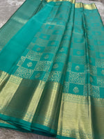 Load image into Gallery viewer, Classic Sea Green Bridal Elegance Kanchipuram Handloom Silk Saree SS25909
