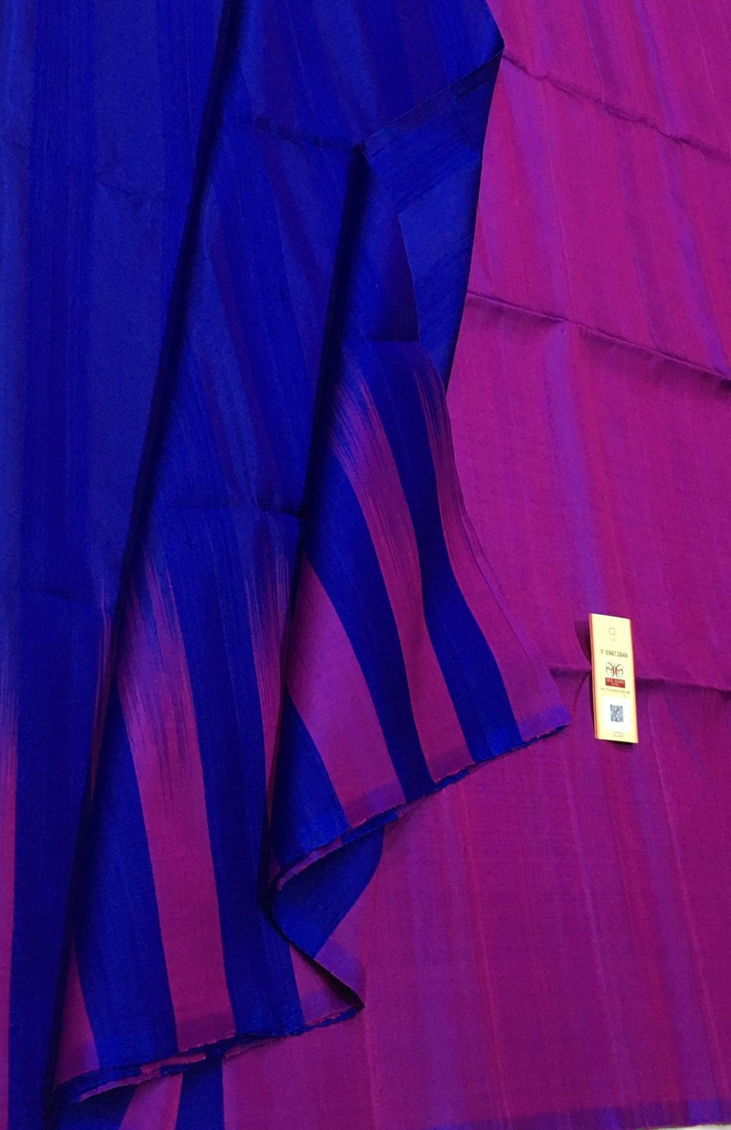 Classic Royal Blue & Pink Elegance Handloom Soft Silk Saree SS26474