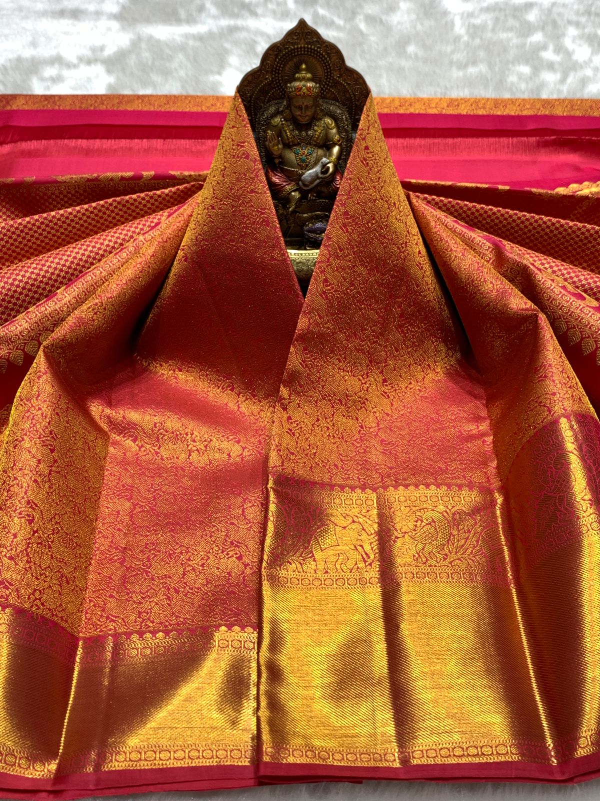 Classic Creamy Pink Dual Toned 2gm Zari Bridal Elegance Kanchipuram Handloom Silk Saree SS25278