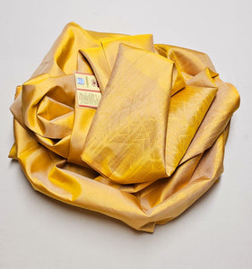 Classic Yellow Elegance Handloom Soft Silk Saree SS25661