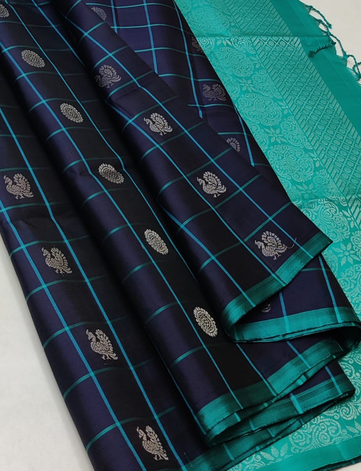 Space Blue & Turquoise Blue Elegance Handloom Soft Silk Saree SS20423
