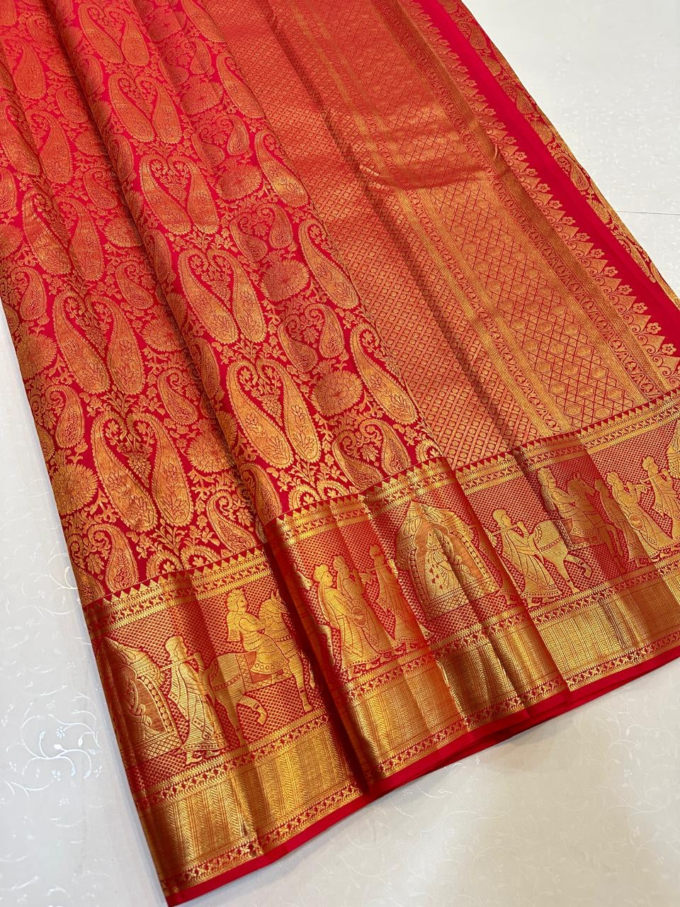 Classic Crimson Red Elegance Kanchipuram Handloom Silk Saree SS24688