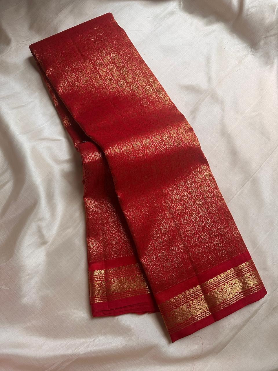 Classic Scarlet Red Elegance Kanchipuram Handloom Silk Saree SS24545