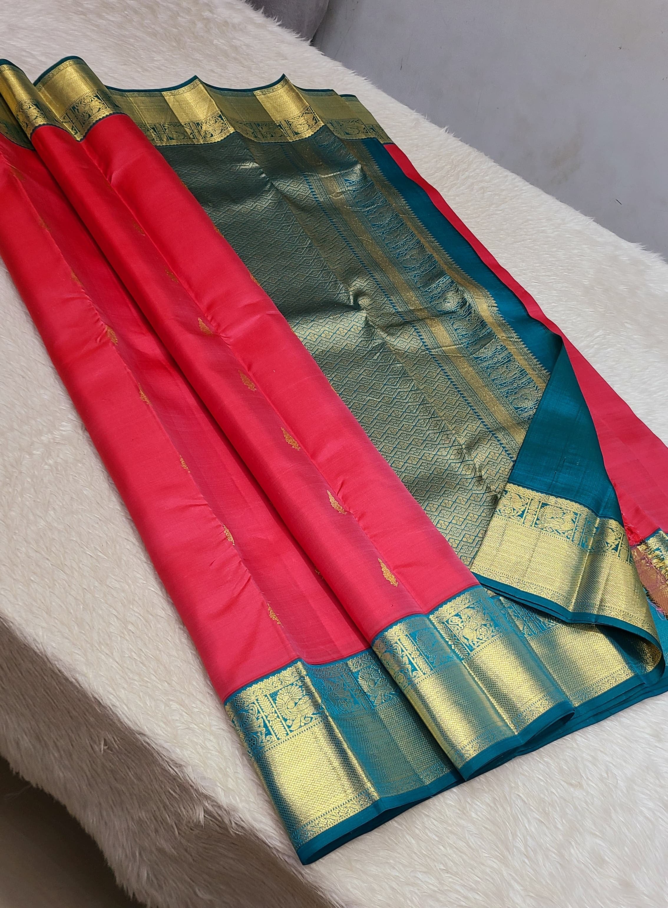 Classic Rose & Teal Green 2gm Zari Kanchipuram Handloom Silk Saree SS26376