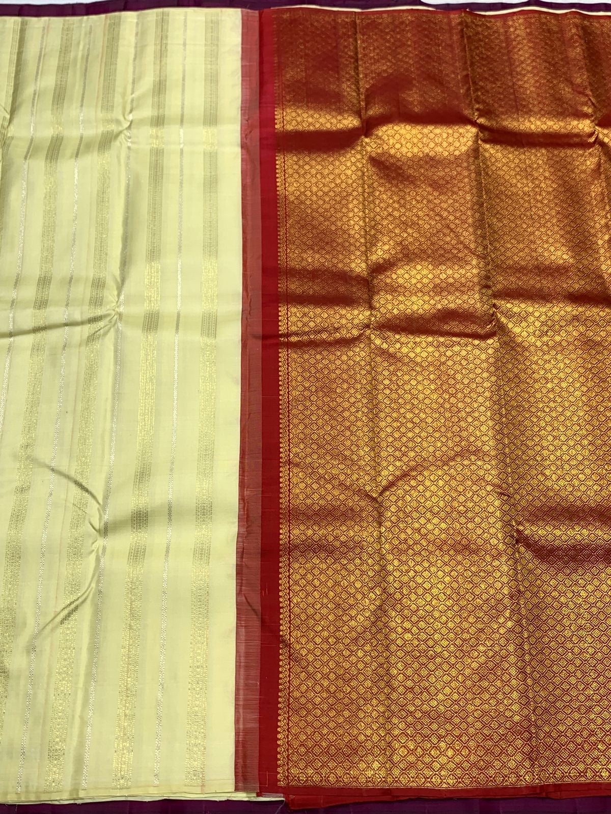 Classic Golden Cream & Crimson Red 2gm Zari Kanchipuram Handloom Silk Saree SS25849