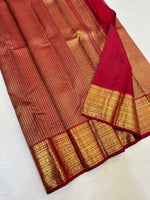 Load image into Gallery viewer, Classic Chilli Red Elegance Kanchipuram Handloom Silk Saree SS24700
