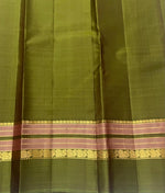 Load image into Gallery viewer, Classic Lavender &amp; Olive Green 2gm Zari Elegance Kanchipuram Handloom Silk Saree SS28238
