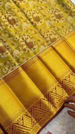Load image into Gallery viewer, Classic Gold Bridal Elegance Kanchipuram Handloom Silk Saree SS28017
