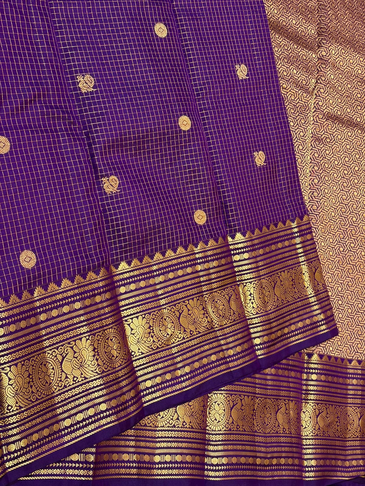 Classic Violet 1gm Zari Vaira Oosi Kanchipuram Handloom Silk Saree SS26651