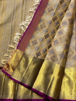 Load image into Gallery viewer, Classic Grey &amp; Plum 2gm Zari Kanchipuram Handloom Silk Saree SS25614
