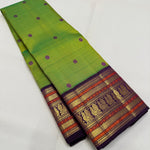 Load image into Gallery viewer, Classic Spring Green &amp; Plum Kanchipuram Handloom Silk Saree SS26268
