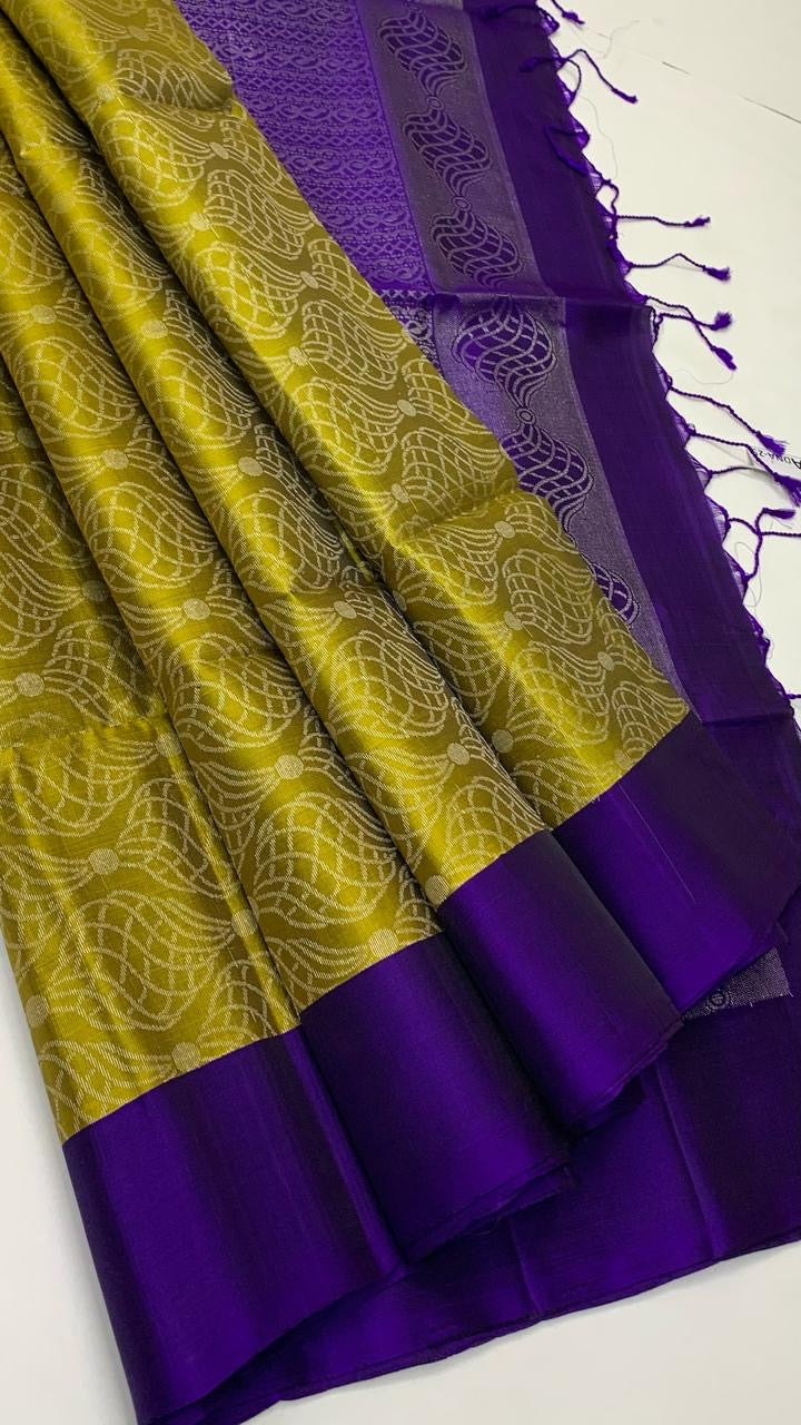 Classic Lime Green & Violet Elegance Handloom Soft Silk Saree SS24297