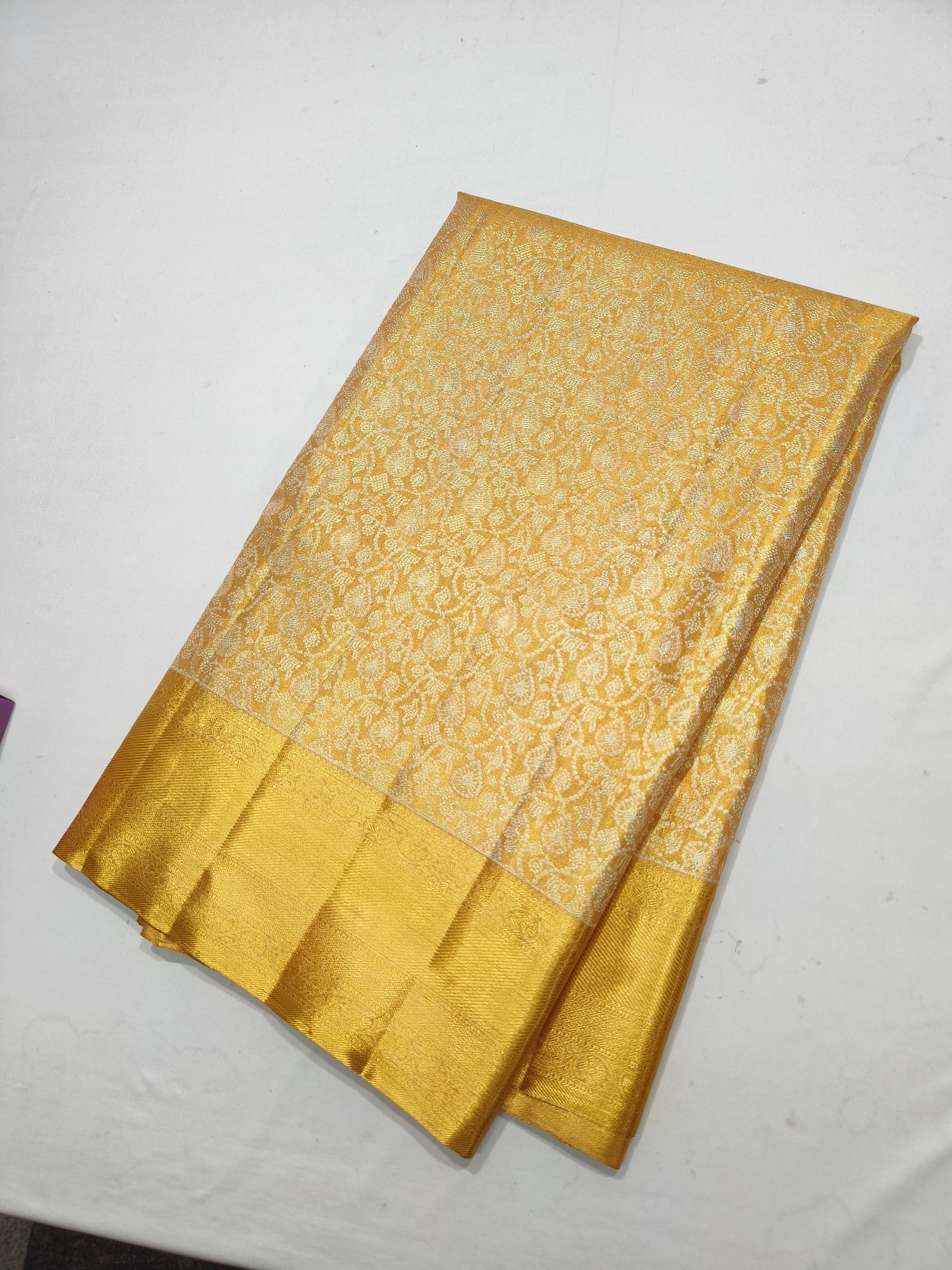 Classic Gold 1point5gm Zari Bridal Elegance Kanchipuram Handloom Silk Saree SS23787