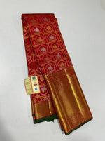 Load image into Gallery viewer, Classic Chilli Red &amp; Green Elegance Kanchipuram Handloom Silk Saree SS24832
